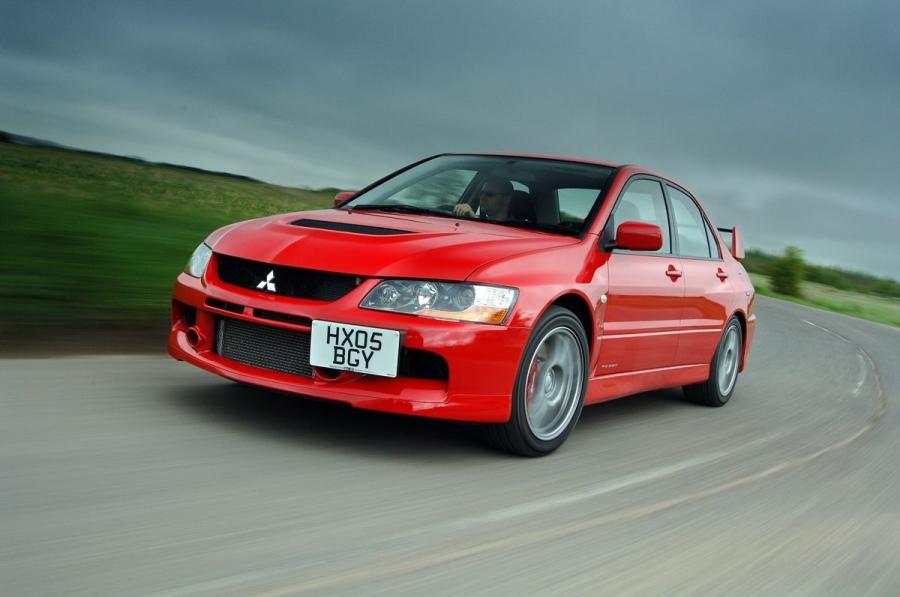  Mitsubishi Lancer Evolution IX 2005 года  (фото 20 из 32)